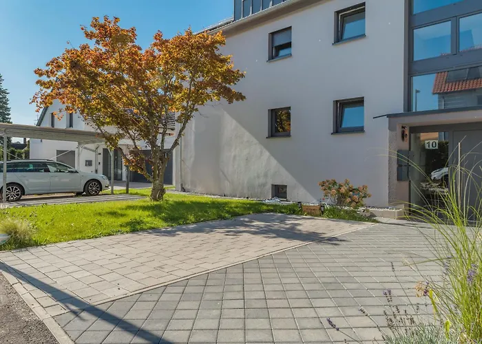 Neu: Stylische Suite Mit Netflix Und Workspace