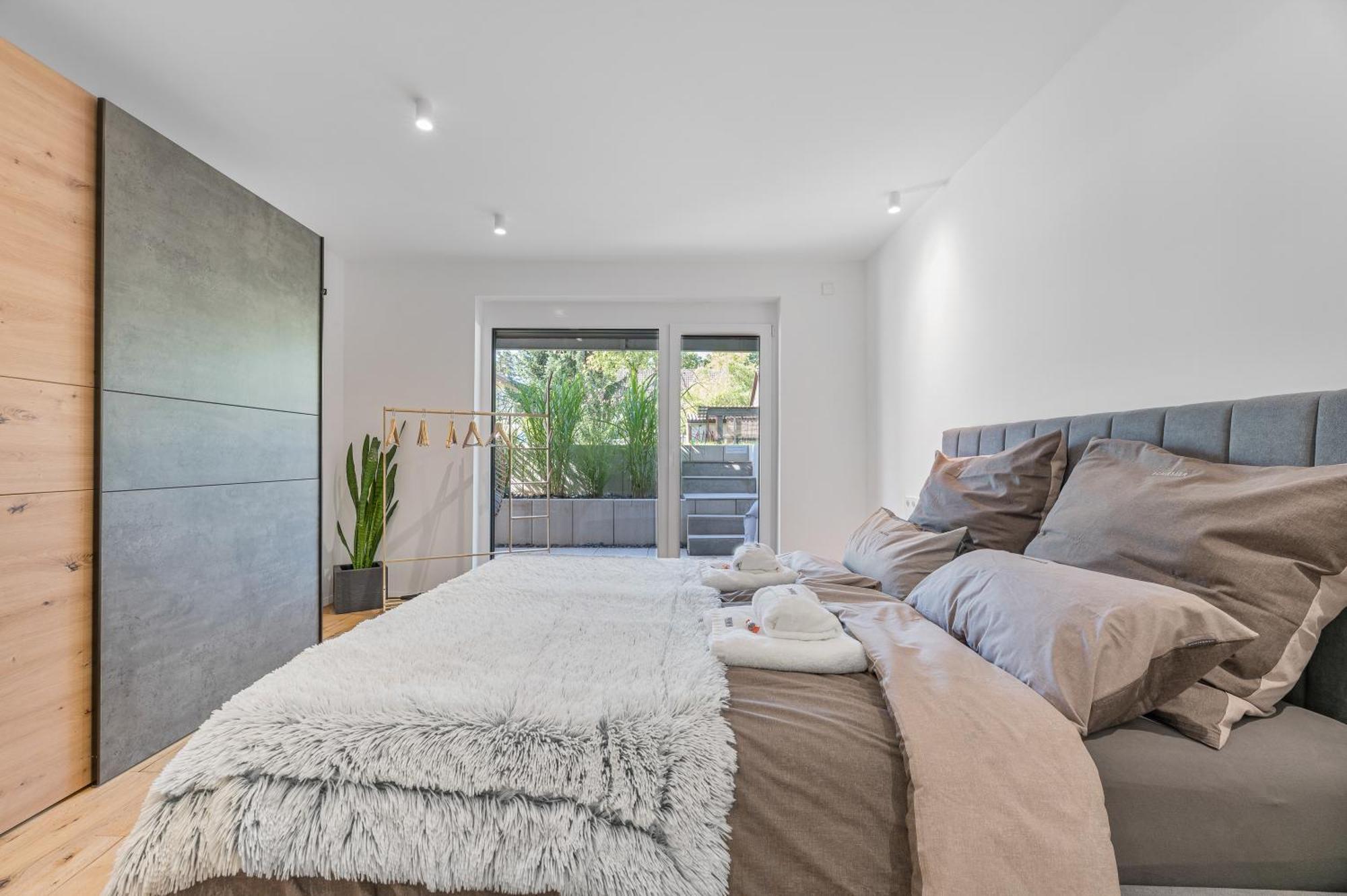 Neu: Stylische Mit netflix Und Workspace Apartment *