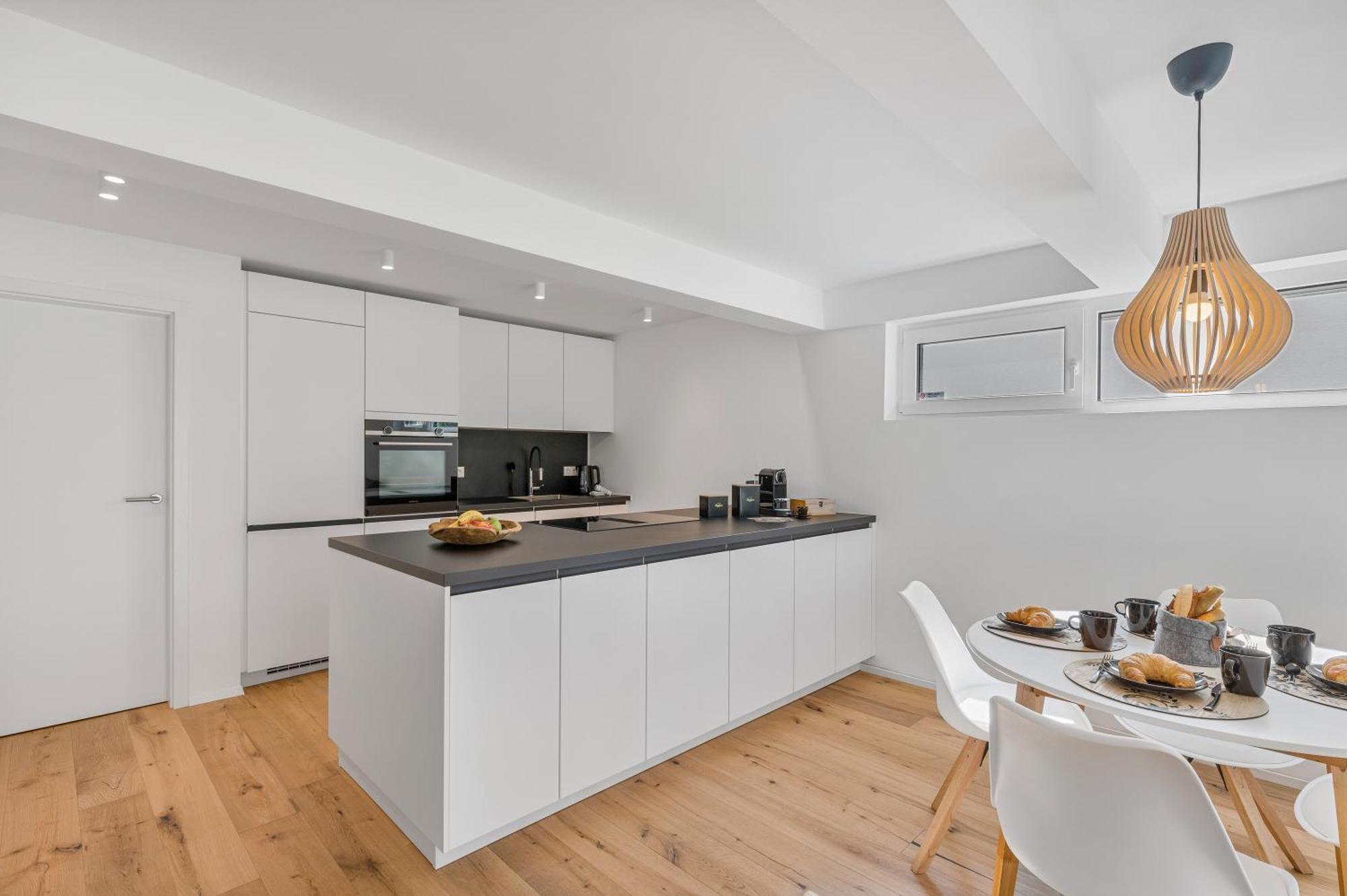 Neu: Stylische Mit netflix Und Workspace
