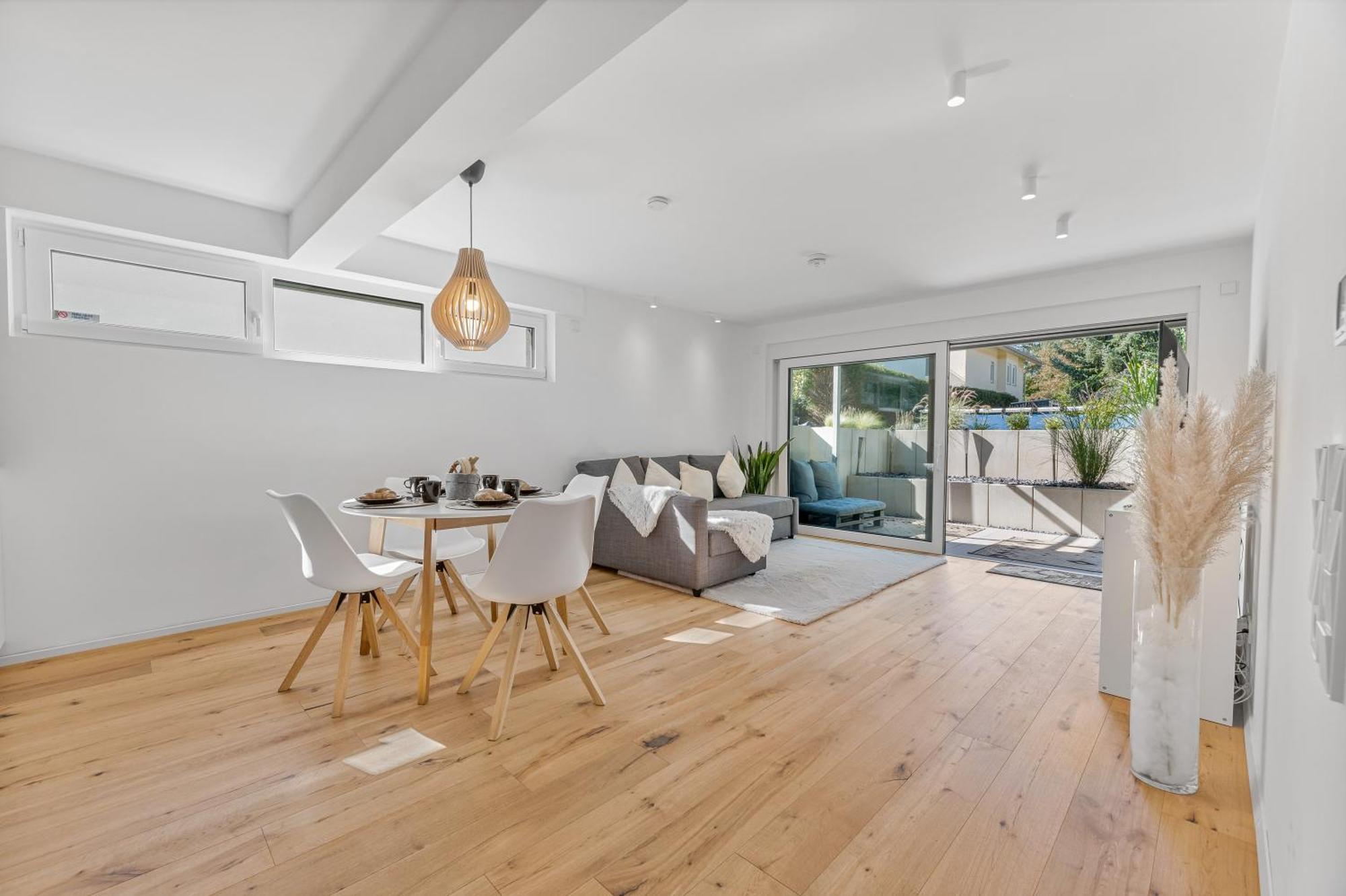 Neu: Stylische Mit netflix Und Workspace Apartment